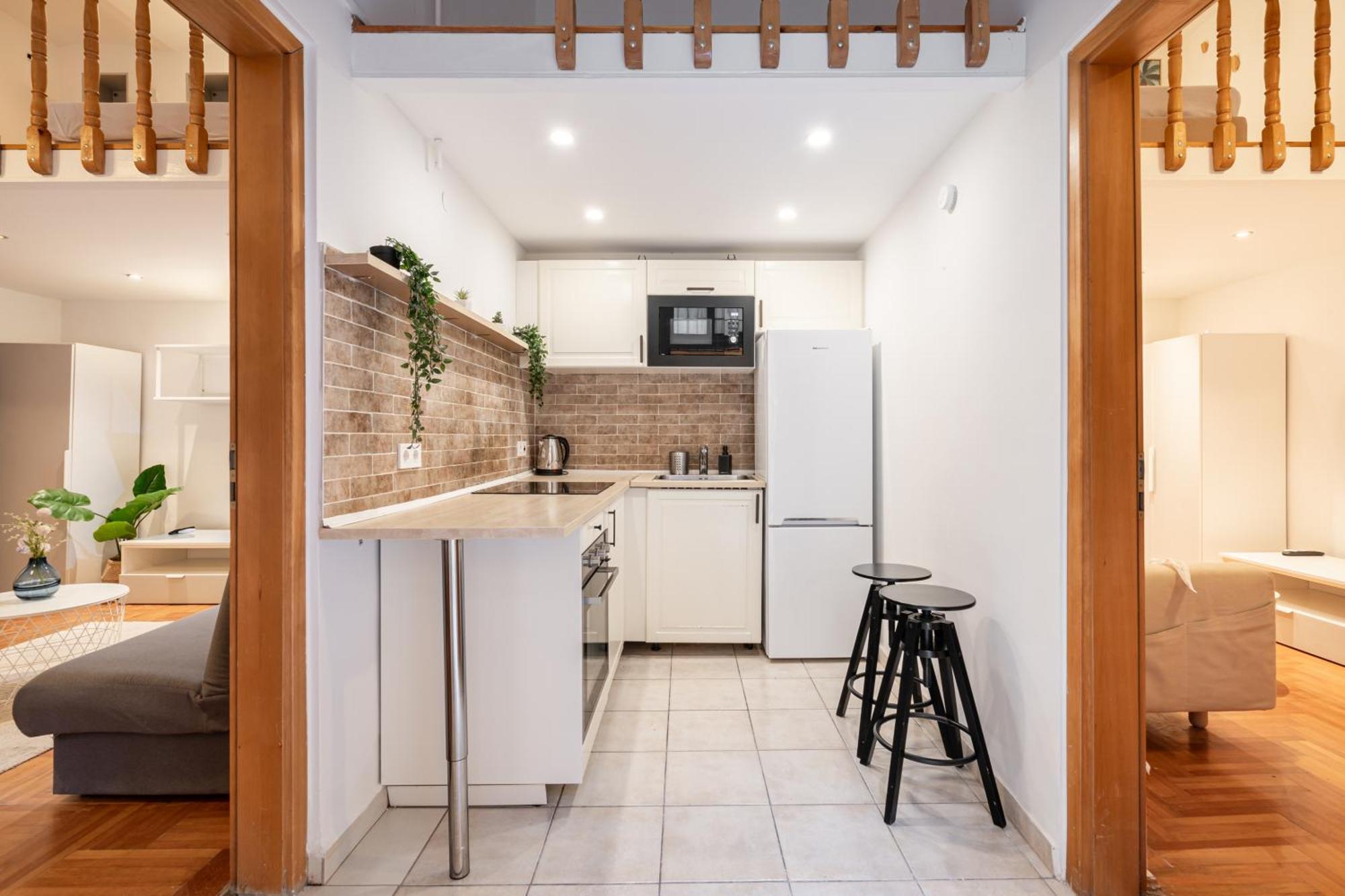 H9- Boutique Apartments, Best Location, By Bqa Budapest Bagian luar foto